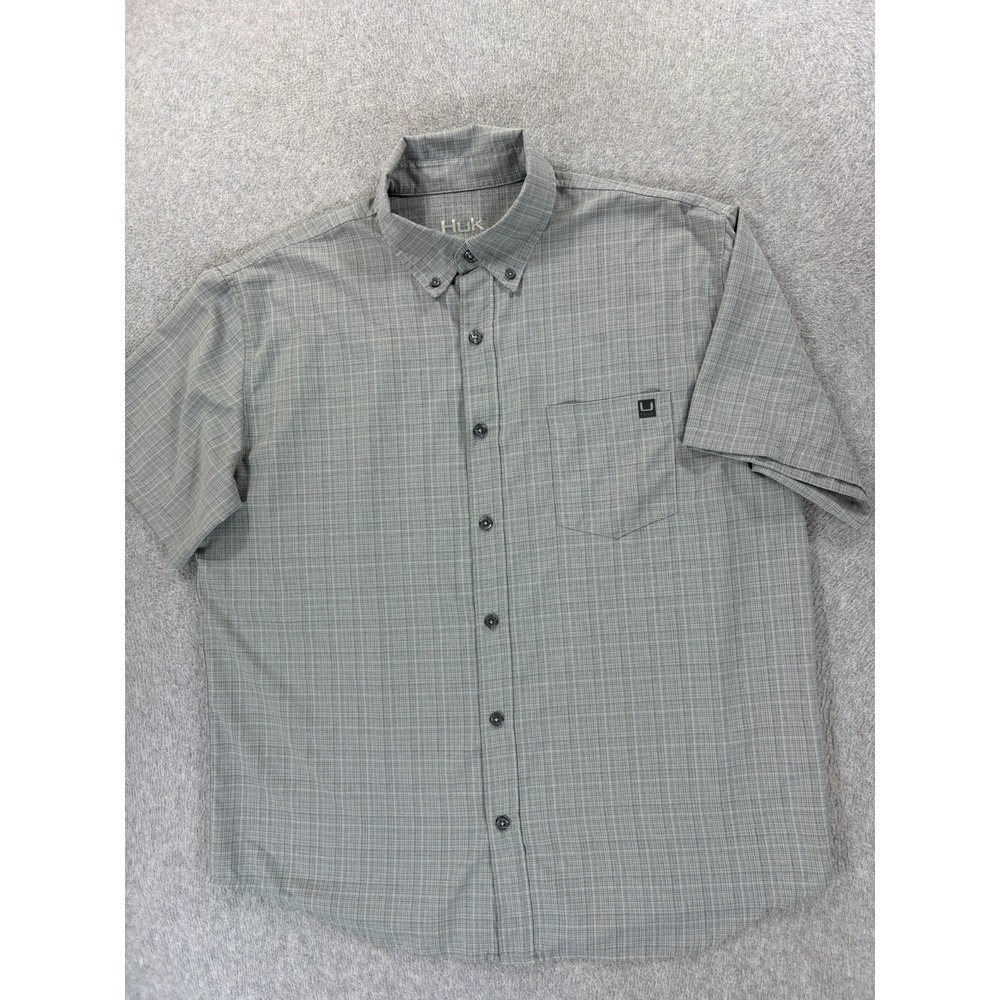 HUK Performance Fabrics Short Sleeve Button Down Shirt (Men's Large) Gray